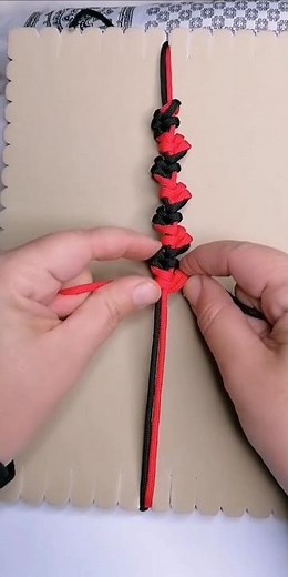 TUTORIAL 👆Paracord Thread Bracelet Combined with Interlaced Knots