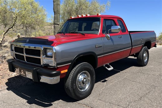 No Reserve: 1992 Dodge Ram W250 Club Cab Cummins 4x4 5-Speed
