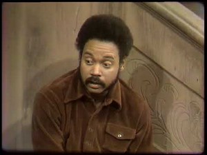 Sesame Street: 0269 Street Scenes- Gordon buys flowers for Susan
