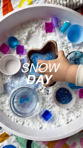 Adriane | Clever Play, Hacks & Products for Kids | 🌈 Just another snow day in SoCal ❄️🌴😎 We used our Snowflake potion kit from @barefoot_potions along with some fake snow to make all the... | Instagram