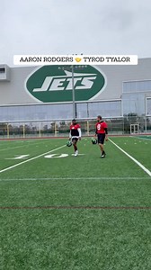 Just 2 QBs in sync 🚶‍♂️ | New York Jets
