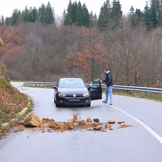 Man stops to fix pothole & remove rocks! 👏 | Hack Genius