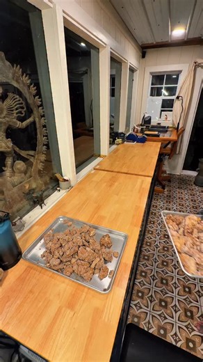 Spent resin is what remains after distillation. The essential oil has been carried over with steam but the heavier compounds stay behind. The boswellic acids never leave in steam distillation. They are too large and too heavy. What looks like waste is actually the beginning of another process. During distillation the gum matrix breaks down. The resin hydrates and softens. That change makes it far more workable for infusion or solvent extraction. This is why makers seek it out. It is already open