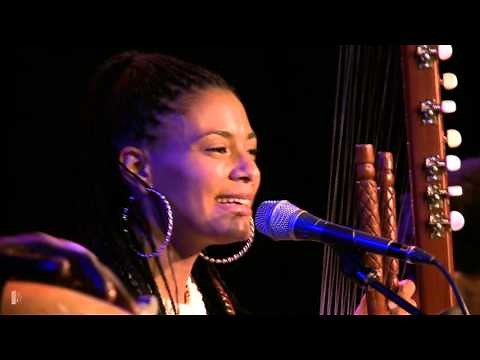 Sona Jobarteh & Band: Kora Music from West Africa