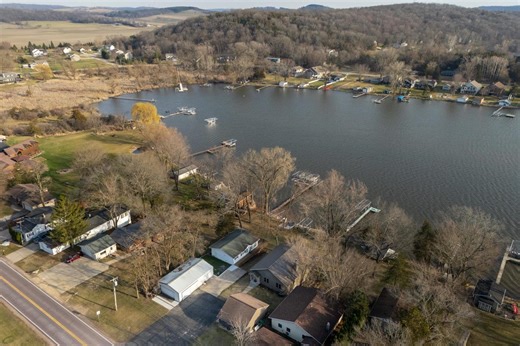 W11323 Co Rd V, Lodi, WI 53555 - MLS 2018539 - Coldwell Banker