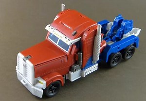 Transformers Prime Weaponizer Optimus Prime Video Review