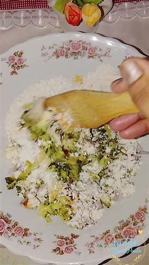 🥦Arepitas de brócoli con pollo #RecetasFáciles #RecetasSaludables #Brócoli #Pollo
