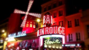 🎶 À Paris, chaque nuit... Féerie ! 🎶 | Le Moulin Rouge (Officiel)