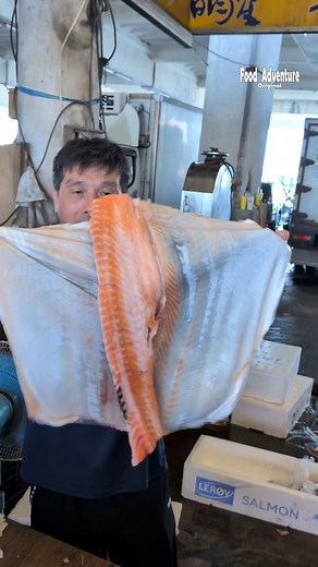 Watch how sushi master removes paper thin salmon skin 😲 #SushiArt #SalmonSlicing #ChefSkill #FoodASMR #fblifestyle | Food Adventure