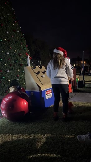 Christmas tree lighting at Wheeler Park in Lake Havasu City, Az. | RiverScene Magazine