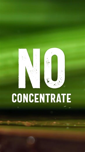 G.O.A.T.s always eat their greens. And Gerda takes hers in a pure liquid form. 🧃💪 Rugani Green Juice is made with only real fruit and vegetables. ➡️ Fresh Cucumbers (57%) ➡️ Fresh Pineapples (30%) ➡️ Fresh Celery (10%) ➡️ Fresh Ginger (2%) ➡️ Moringa (1%) That’s. It. That’s the raw power of nature. #Beaforceofnature #RuganiJuice #TasteTheFresh #GerdaSteyn #GreenJuice | Rugani Juice