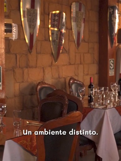 Restaurante El Caballero Negro: Comida Italiana Medieval en VES