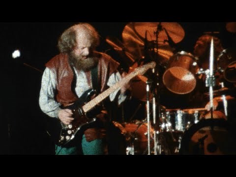 Jethro Tull 1982 Broadsword Europe 16 Pibroch, Black Satin Dancer instrumental live video