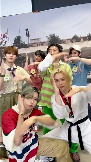 열두 살🧒 명수와 스키즈 친구들의 #특챌린지! (w/ #박명수 선배님) #StrayKids #스트레이키즈 #5_STAR #특 #S_Class #S_Class_Challenge