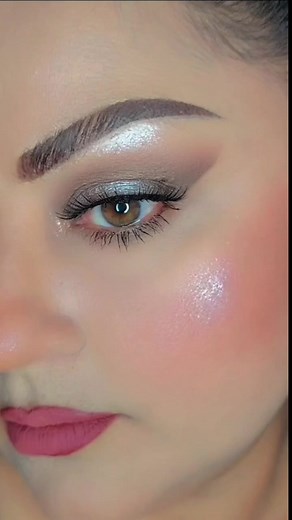 Idea para maquillar fácilmente tus ojos 👉👉 #eyemakeupideas #ideademaquillaje #relationship #tipsdebelleza #eyes #eyemakeuptutorial #eyemakeuplook | Cri's make -up