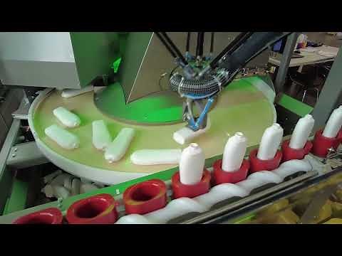 FLEXISORTER - Bottle Sorter C1 with pucks conveyor