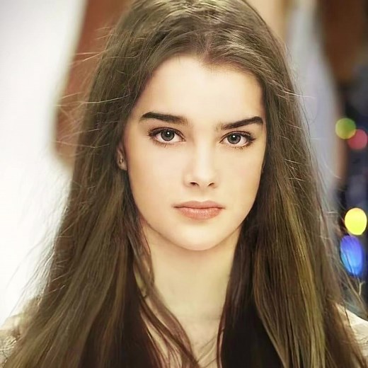 Brooke Shields in The Blue Lagoon at 14