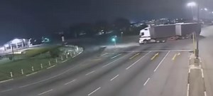 13K views · 126 reactions | Fatal collision from 2024 shows the deadly dangers of driving at unmanageable speeds especially at night. Consequences of reckless driving | Traffic Desk | Facebook