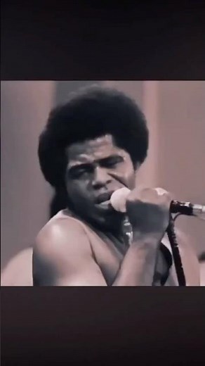 James Brown & Bobby Byrd performing Get Up (I Feel Like Being a) Sex Machine live, 1971