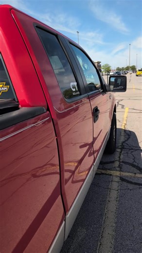 Resilient Sounds: 18 Platinum Performance in Action