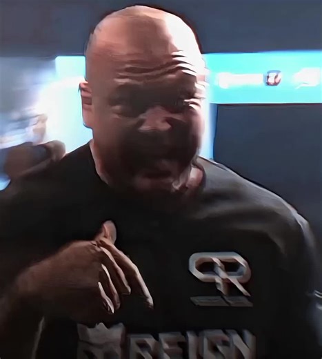 Levan Saginashvili vs Devon Larratt in Arm Wrestling Showdown