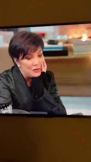 Kendall Jenner Cucumber Cutting Scene
