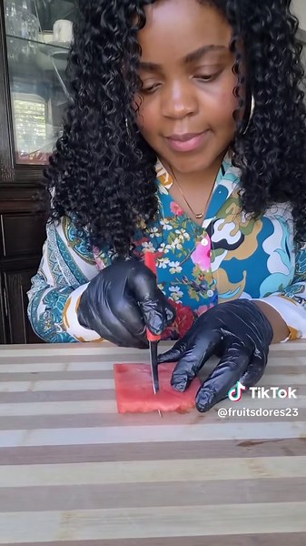 How to Make a Delicious Fruit Basket