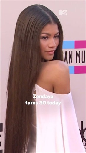 A huge happy birthday to the iconic Zendaya today 🤍🎂