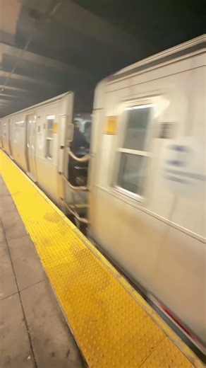 R160 (F) Departs 23rd Street #nyc #train #nycta #metro #subwaytrain ￼