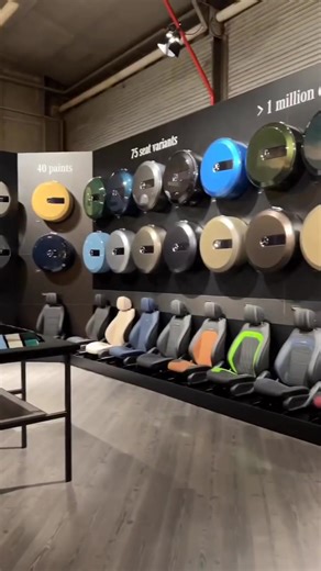 @mercedesbenz G-CLASS EXPERIENCE CENTER! Would you go there? 👀 Heaven on earth for every Mercedes &G-Class Fanboy/ girl 😍 In Austria, Graz you can fully drive and enjoy the capabilities of the Geländewagen, the small brother of the UNIMOG! 📷🙏 @mr.benz #daimlertrucks #gclass #geländewagen #mercedes #mercedesbenz #mercedesgclass #offroad #unimog #unimogclubgaggenau #unimogcommunity #unimogmuseum #unimogs #unimogspecialtruck | Unimog Community - Alles rund um den Unimog & MB-trac