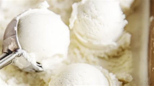 Super Creamy Maple Ice Cream 🍁 | Homemade #homemadeicecream #icecream #fromscratch