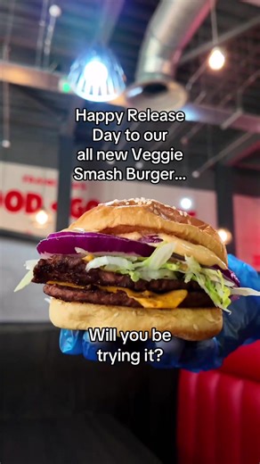 Our exciting new recipe, Veggie Smash Burger, lands in stores TODAY! Will you be popping down to try it out? 👀🍔🌿 #Franksters #Veggie #New #Burger #Vegetarian