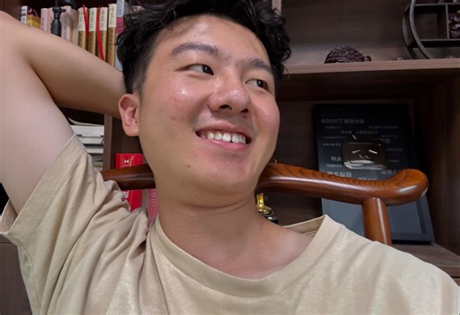 停更了整整一年去学考公，结果体检不合格，气笑了