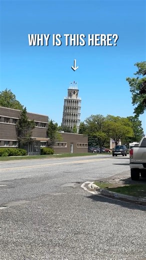 The Leaning Tower of Niles Feels Abandoned Now… 😳