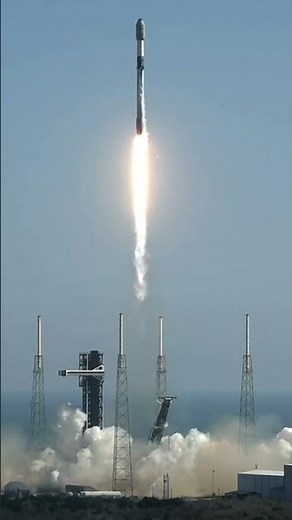 Rocket Launch SpaceX Falcon 9 Starlink-372 (10-62)