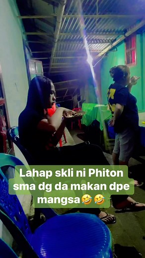 Phiton kecil lahap🤣🤣 #sorotan #fyp #fbpro #fypjangkauanluas Julia | Vhiona Anna