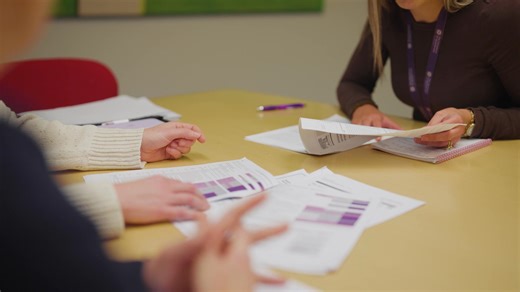 Every year thousands of Australians are diagnosed with a bloodstream infection, and treatment in the first 24 hours of detection is critical 🔍 Dr Jessica Schults from #UQ's School of Nursing Midwifery and Social Work is leading the RADAR project which will codesign a rapid response team for bloodstream infections. A big congratulations to Dr Schults who was recently recognised with a UQ Foundation Research Excellence Award 🎉 Find out more ⬇️ | UQ Health