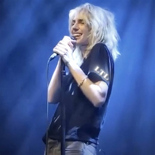 Maya Hawke Concert Highlights and Fan Edits