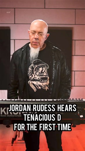 Insane #piano shredding!!🔥 Watch #keyboardist Jordan Rudess play "The Metal" by Tenacious D on the spot! 🎬 . . . . #piano #pianomusic #pianocover | Pianote