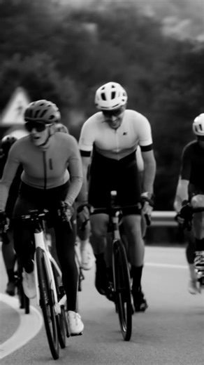 Together is better. Meet the new #Edge 1050 cycling computer, featuring in-ride messaging and competitions, hazard alerts and more to make group rides fun and connected. | Garmin