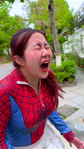 What happened to Spider-Girl? Did she turn into a snake? #shortfilm #spiderman #alphahero