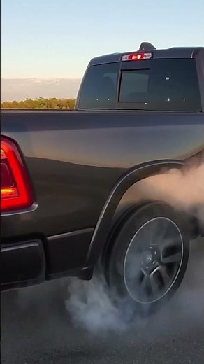 How To Do A Proper Ram 1500 Burnout!