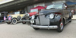 Travel back in time at 1940s Day at the Cincinnati Museum Center