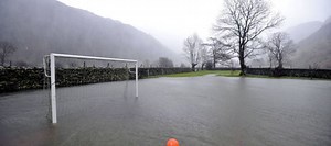 PES 2014 without rain, "extremely aggressive" EA | GameWatcher