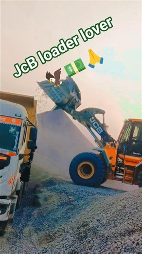 JCB loader 🦅#shortsfeed #automobile #funny #truckdriver #JCB operator😍#truck loading 😎 #dumpwagon 🔥
