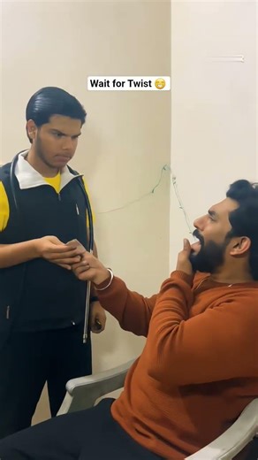 Asa Dard kis kis ko hua 😂 😆 #funny #comedy #laughtertvpranks #youtubeshorts #ytshorts #viral #foryou