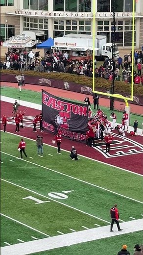 Here come the Easton Red Rovers!