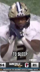 This RB put his opponent to SLEEP with this one 😴 🏈 #shorts