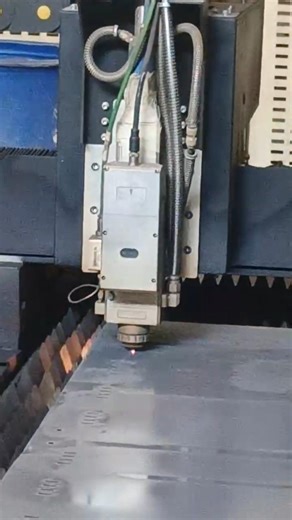 new laser cutting machine CNC fibre laser cutting machine