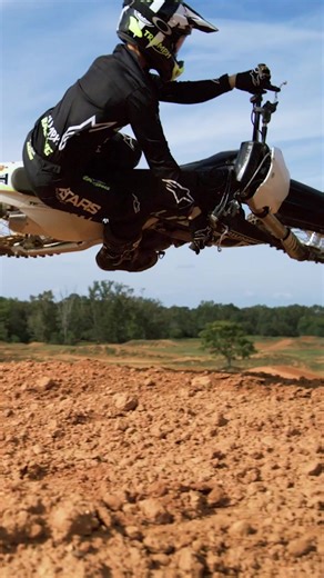 10K views · 61 reactions | Experience the thrill of the TF 250-X! Designed by Triumph, our aluminium frame delivers strength and lightness for an unbeatable ride. Order yours now:https://bit.ly/3Q6uhgu | Triumph Motorcycles | Facebook